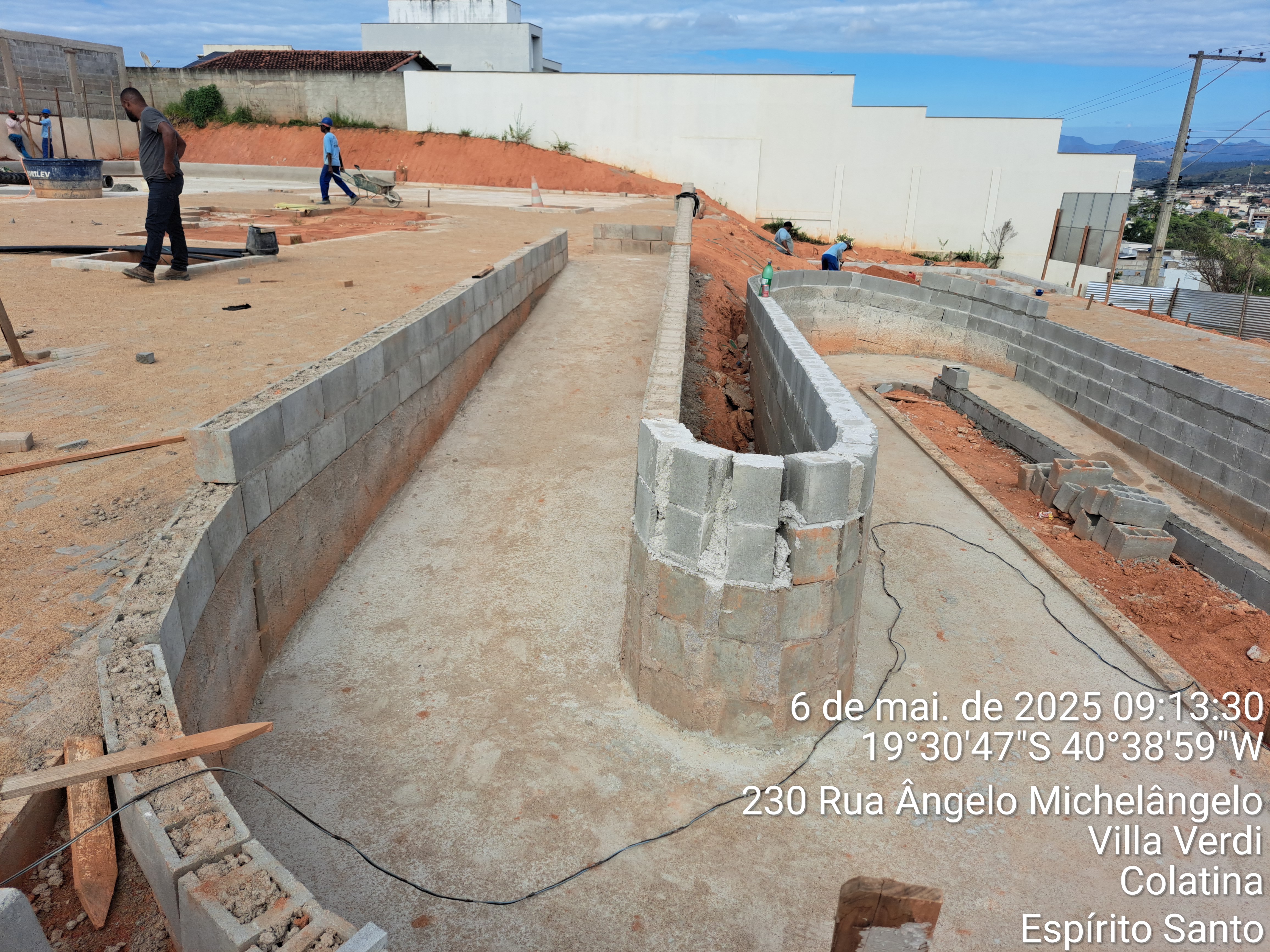 Construção da Praça de Vivência no bairro Villa Verdi, Colatina/ES